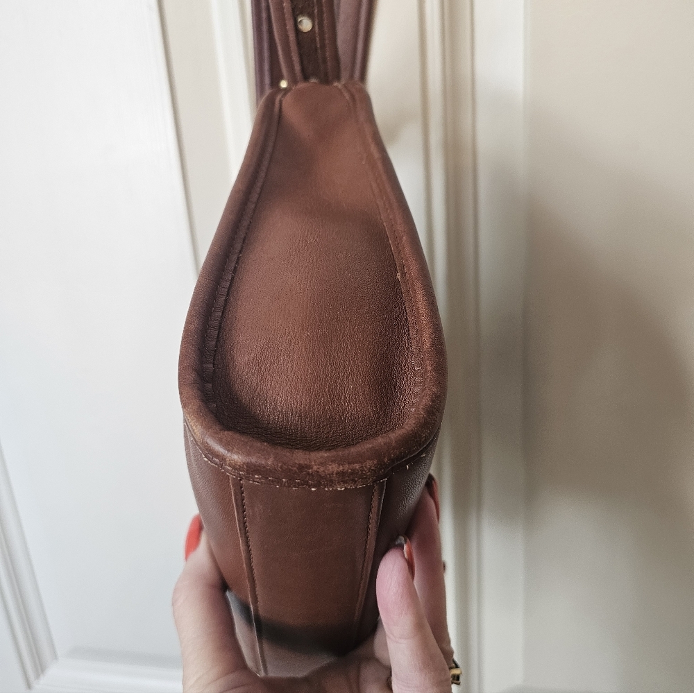 Coach VTG. LEGACY ZIP BAG #L8N-9997 - Picture 4 of 13